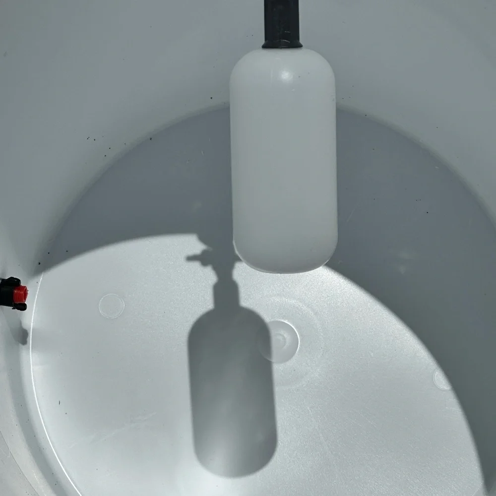 Automatic water feeder